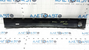 Jeep Grand Cherokee WL 21-25 long front bumper trim, upper, structure, scratches, cracks in fasteners