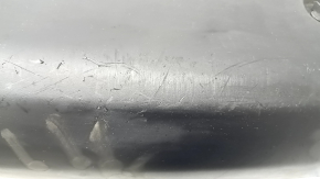 Jeep Grand Cherokee WL 21-25 long rear bumper lower lip trim, texture, scratches