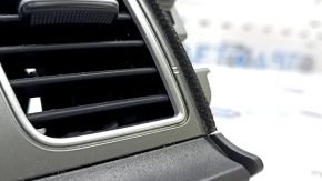 Left dashboard air vent deflector for Kia Niro 17-19, internal, graphite frame, scratches