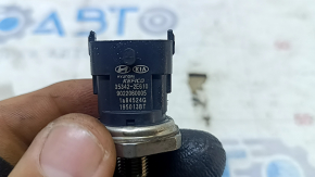 Fuel pressure sensor Kia Sorento 19-20 3.3 on the fuel rail