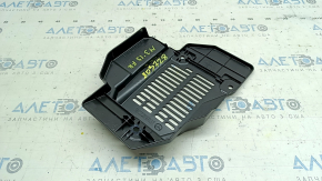 Mazda 3 19" audio amplifier trim - black, scratches