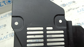 Mazda 3 19" audio amplifier trim - black, scratches