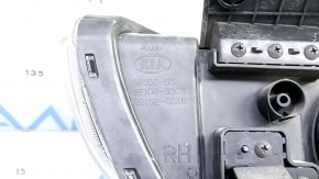 Kia Niro 17-19 HEV, PHEV right front headlight with bracket, halogen, LED DRL, polishable, scratches, spider web on the glass