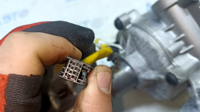 Kia Sorento 19-20 electric power steering column without start-stop button, no unit, contact with water, oxidized connectors
