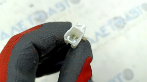 Mazda 3 19-22 passenger seat belt latch