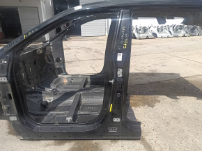 Left central body pillar of Hyundai Santa FE Sport 13-18 on the body, bumps, dent