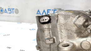 The air conditioning compressor on a VW Passat B7 12-15 USA 1.8T doesn't hold the valve.