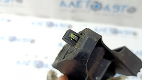 Rear bumper mount under the right light Subaru Outback 15-19 cracks in the mounts
