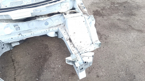 Front left quarter panel of a 18-19 Nissan Leaf on a white body QAK