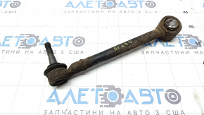 The rear left control arm of a Subaru Outback 15-19 is rusty, the bushing needs replacing.