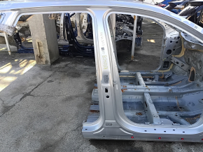 The central right body pillar of the Kia Sorento 16-20 on the body