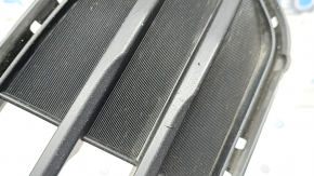 Subaru Outback 15-17 front bumper lower grille, sand texture