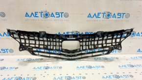 Radiator grille for Toyota Prius V 12-14 pre-restoration, chrome molding