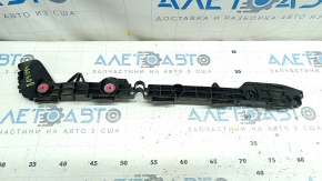 The left rear bumper mount for a Toyota Prius 50 16-18 is broken.