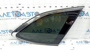 Subaru Outback 15-19 rear right window with chrome molding, tinted glass, scratches