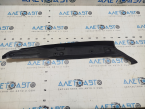 Wing seal door-wing left Audi Q3 8U 15-18 OEM