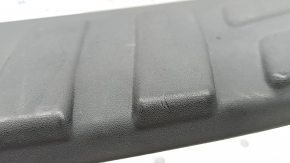 Subaru Outback 15-17 rear bumper trim, scratches and texture