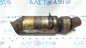 The BMW X5 F15 14-18 N55 catalytic converter is rusty, the bolts are broken, and the mesh is torn.