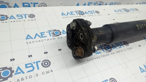 The driveshaft of the rear cardan shaft of the BMW X5 F15 14-18 N55 AWD has a cracked coupling.