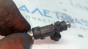 Injector nozzle fifth Audi A4 B8 08-16 2.0T in manifold