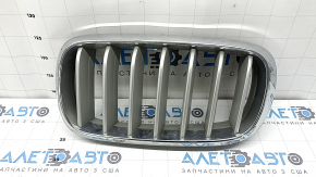 Radiator grill nostril left BMW X5 F15 14-18 Pure Experience