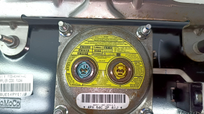 Passenger airbag in the dashboard of a Ford Focus mk3 15-18 rest.