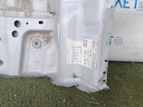 The trunk trough of the Audi A4 B9 17-25 is drilled out