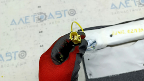 Toyota Venza 21 right seat lower airbag - under ventilation