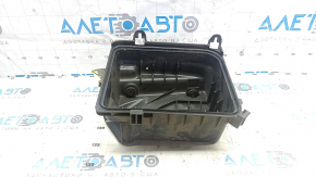 Mitsubishi Outlander 14-21 air filter housing lower cover broken, cracked