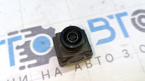 Volvo XC60 18-25 front view camera in the grille, sand