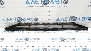 The lower grille of the front bumper of the Audi A4 B8 13-16 rest, S line, is cracked.