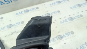 The front left door seal of Toyota Venza 21-24 is torn.