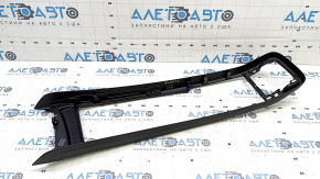 Volvo XC60 18-25 black center console trim, scratches