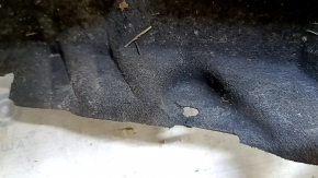 Volvo XC60 18-25 rear right fender liner with tears