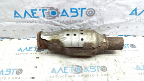 The middle section of the Hyundai Sonata 11-14 catalyst has been sawed off.