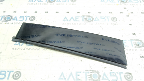 Toyota Highlander 20-25 front side door trim, left rear, scratches