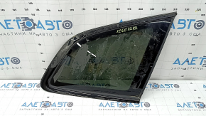 Volvo XC60 18-25 rear right window with no TV tuner, tinted, with glossy black molding, glued, torn seal