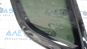Volvo XC60 18-25 rear right window with no TV tuner, tinted, with glossy black molding, glued, torn seal