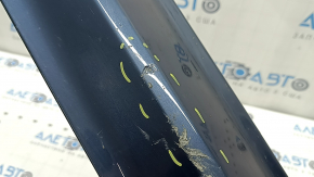 Volvo XC60 18-25 lower front right door trim, scratches, dents