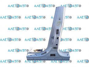 The central left body pillar of Hyundai Sonata 15-19 is sawed off