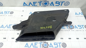 The air intake mount on the Audi A4 B8 13-16 2.0T is broken.