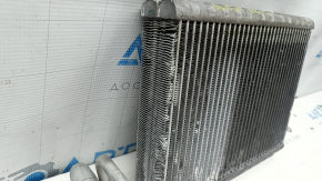 Mercedes W167 GLE 350 450 20-23 evaporator with dented honeycombs