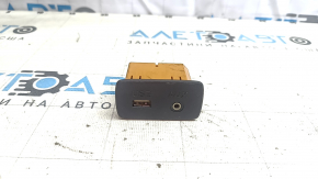 USB Hub Subaru Legacy 15-17 type2