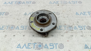 Front right hub Volvo XC60 18-23