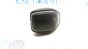 Toyota Highlander 20-25 gear knob, black leather, scratches, worn