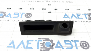 External trunk lid handle with button for opening the trunk lid for BMW 3 F30 17-18 under the camera