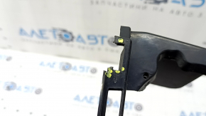 Front right fog light bracket for BMW 3 F30 16-18, cracks, broken mount