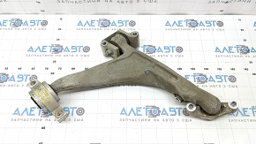 Volvo XC90 16-22 front lower right control arm with brackets and silent block, microcracks in the S/B, ball joint for restoration