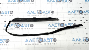 Left fog light frame molding for BMW 3 F30 16-18, gloss black, faded, cracked