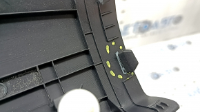 Kia Sportage 17-22 black upper trunk door trim, broken fasteners